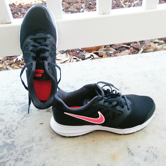 Nwt Nike women's downshifter 6 size 7 - Picture 2 of 8